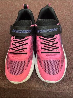 Skechers Kids' Pink Athletic Sneakers puff free smoke free home. Open to offers.